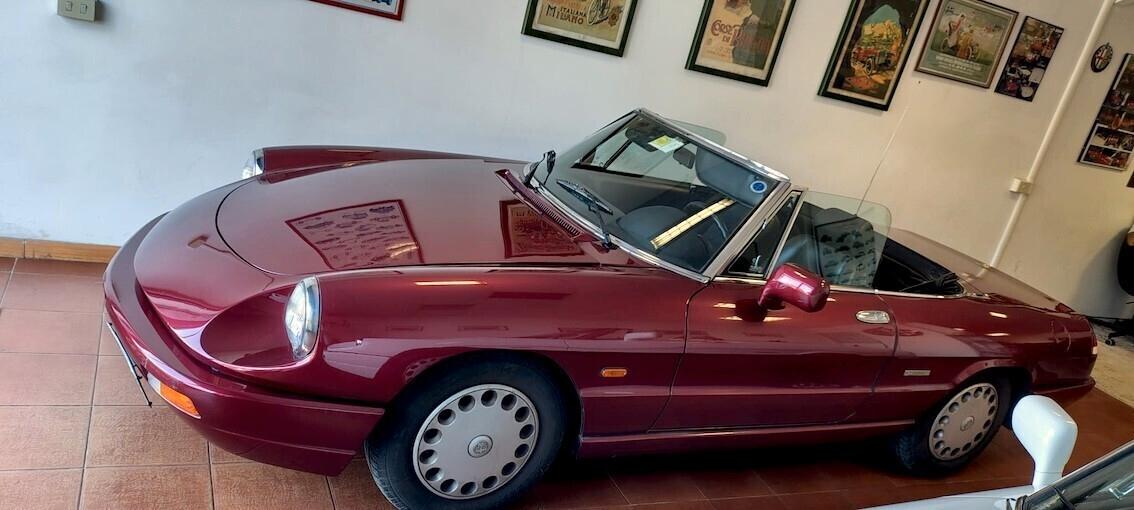 Alfa Romeo Spider 1.6