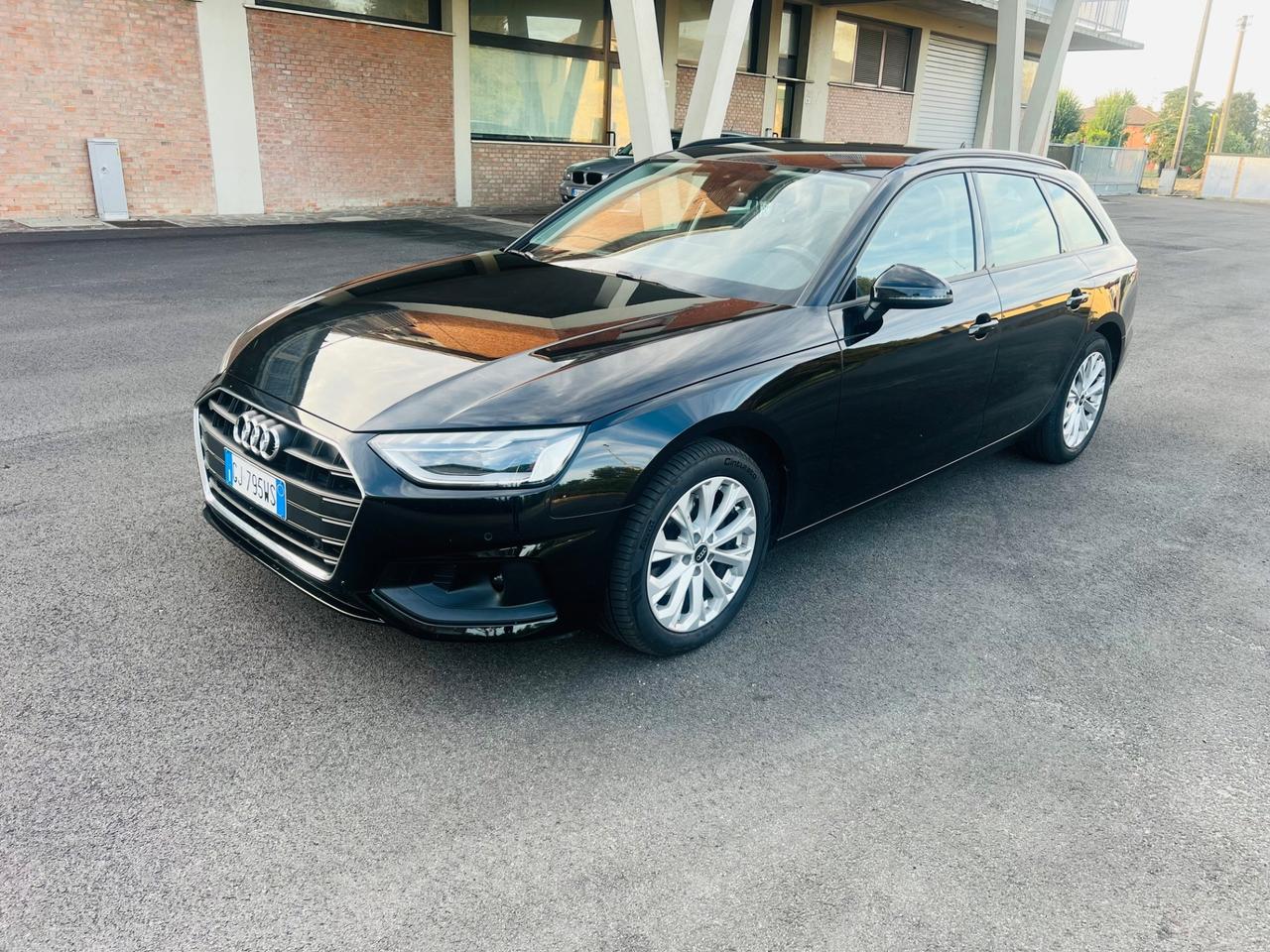 Audi A4 35 TDI/163 CV S tronic Business