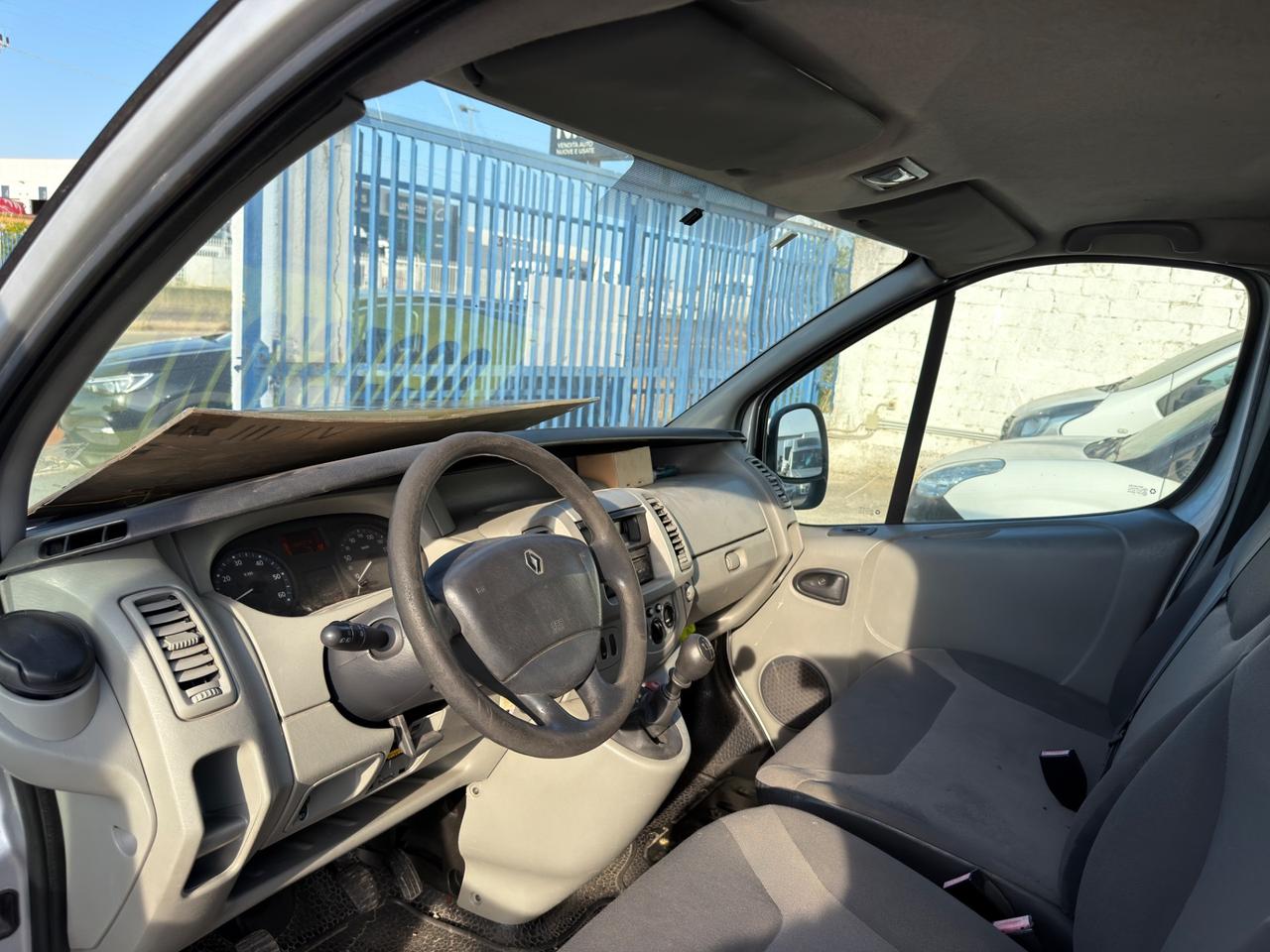 Renault Trafic 2.0dci “9 POSTI”