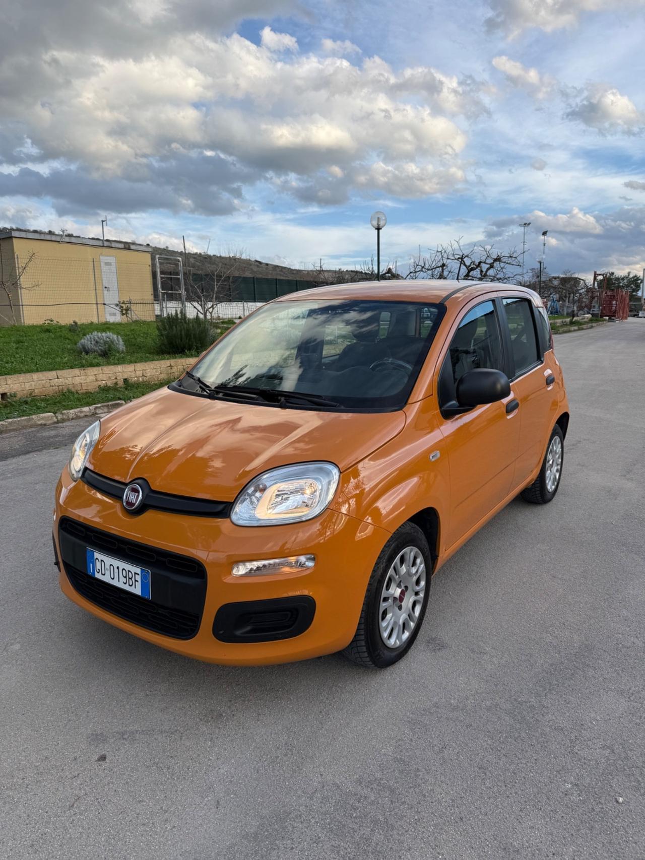 Fiat Panda 1.2 Connected by Wind