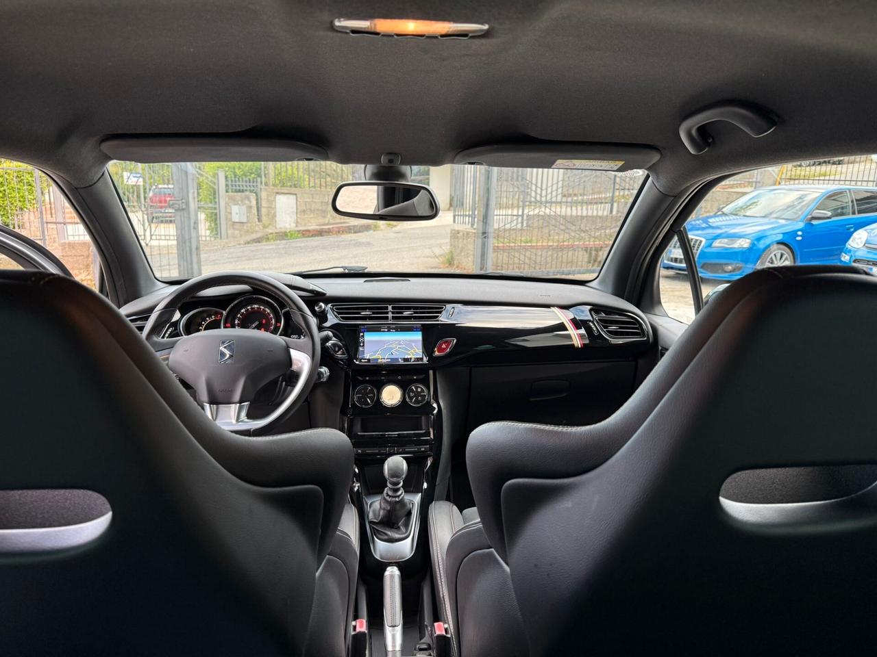 DS3 1.6 THP Performance 208CV Black Special