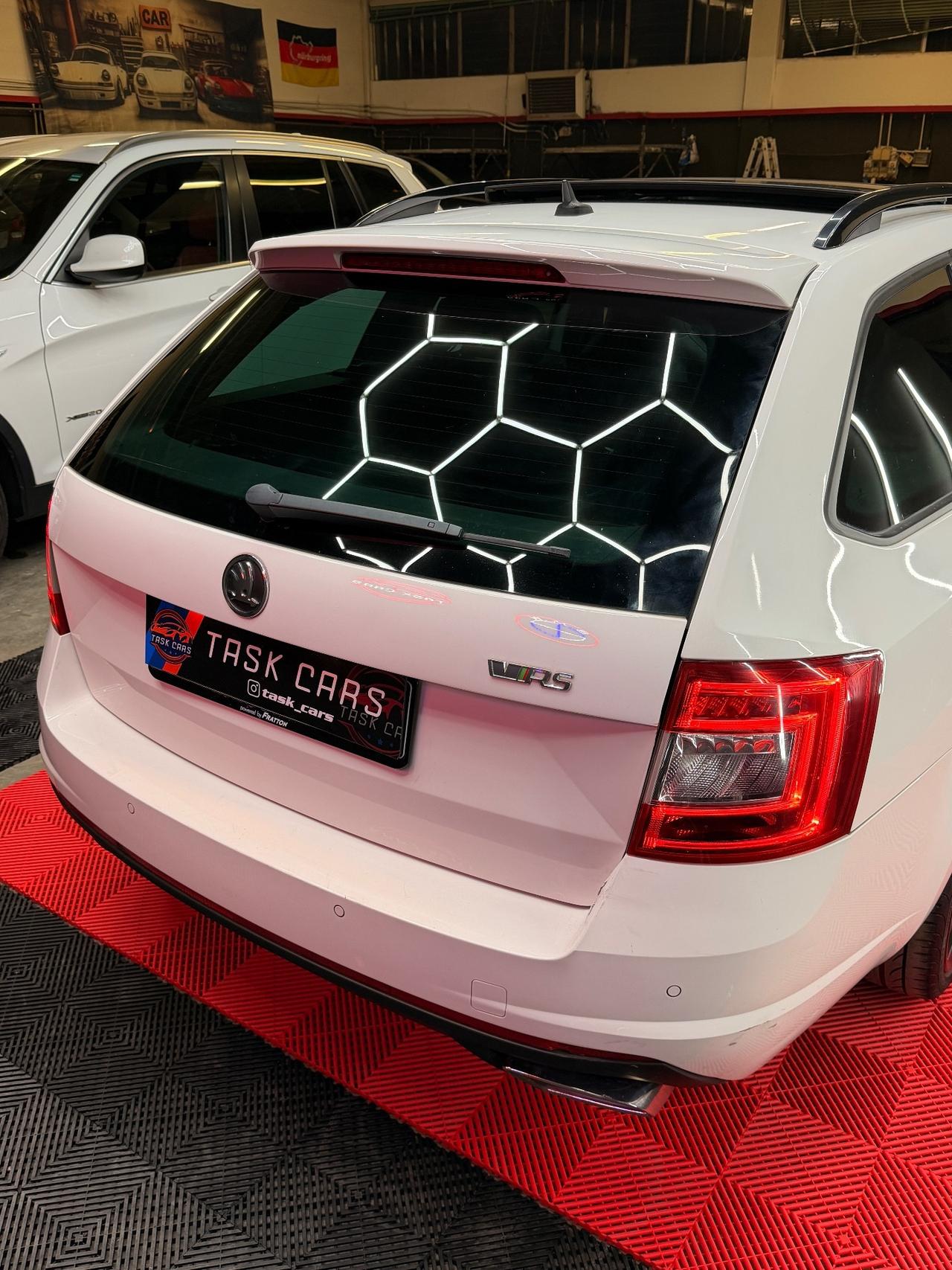 Skoda Octavia 2.0 TDI DSG Wagon RS