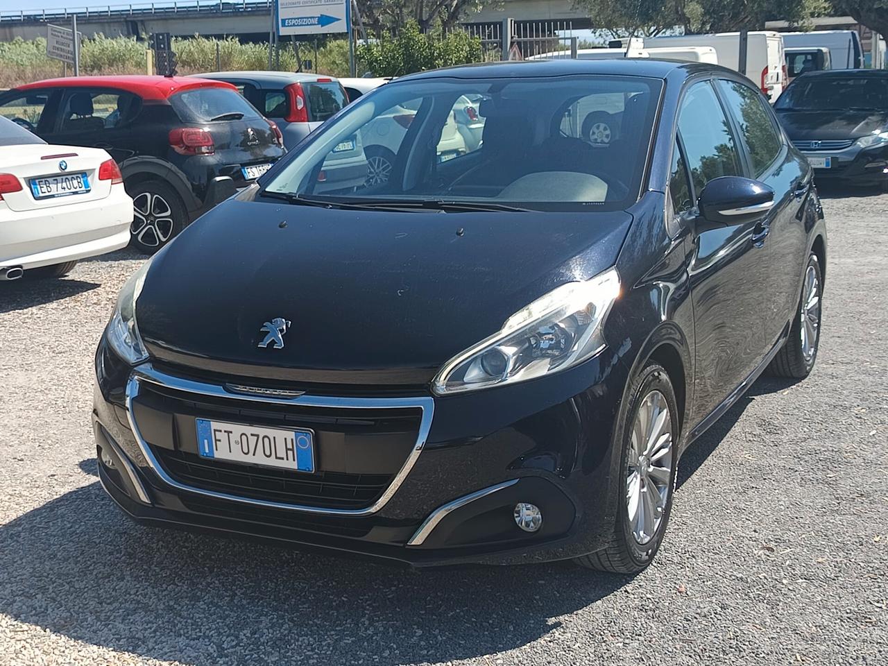 Peugeot 208 2019 - 1.2 benzina Lb automobili