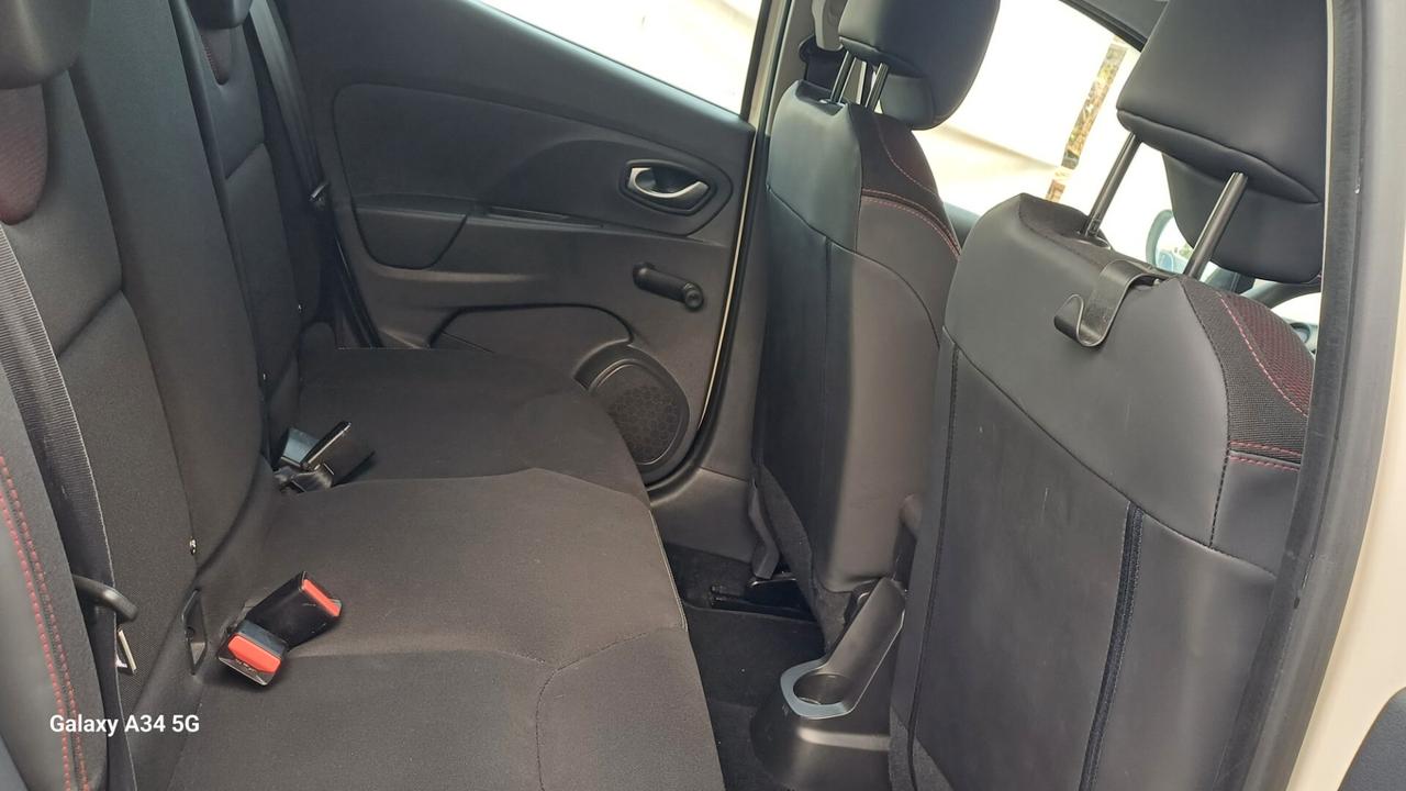 Renault Clio 1.2 75CV 5 porte Intens