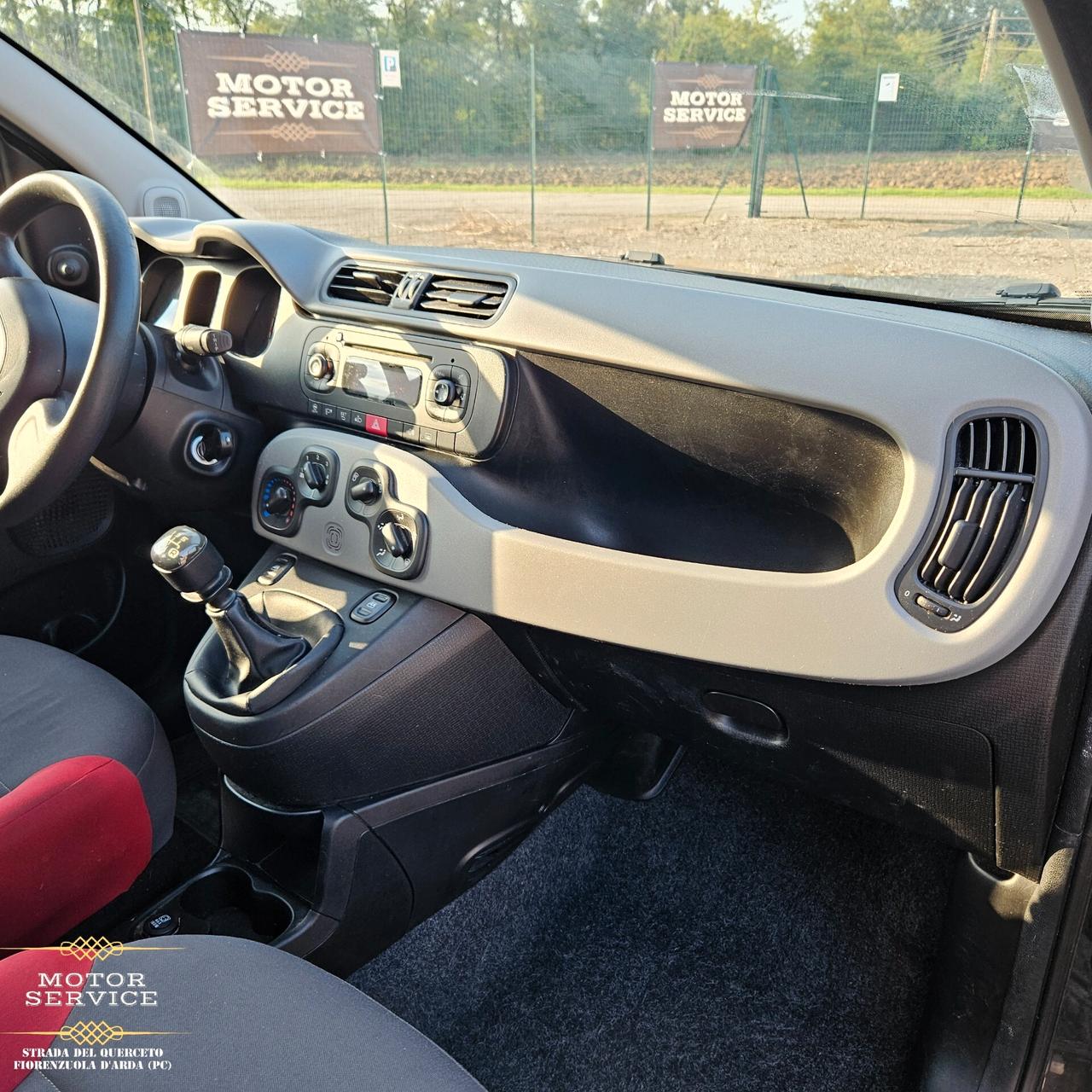 Fiat Panda 1.2 BENZ NEOPATENTATI DA 80€ MESE