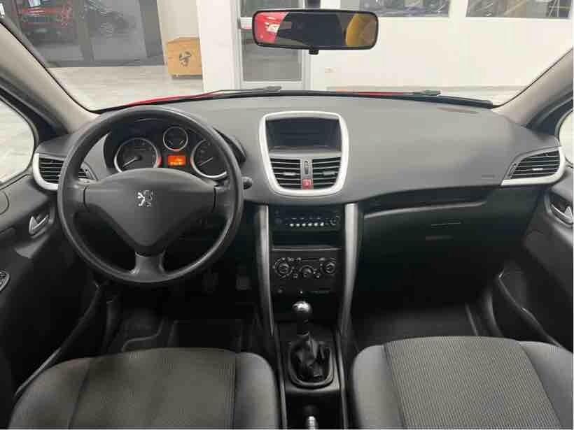 Peugeot 207 1.4 8V 75CV 5p.