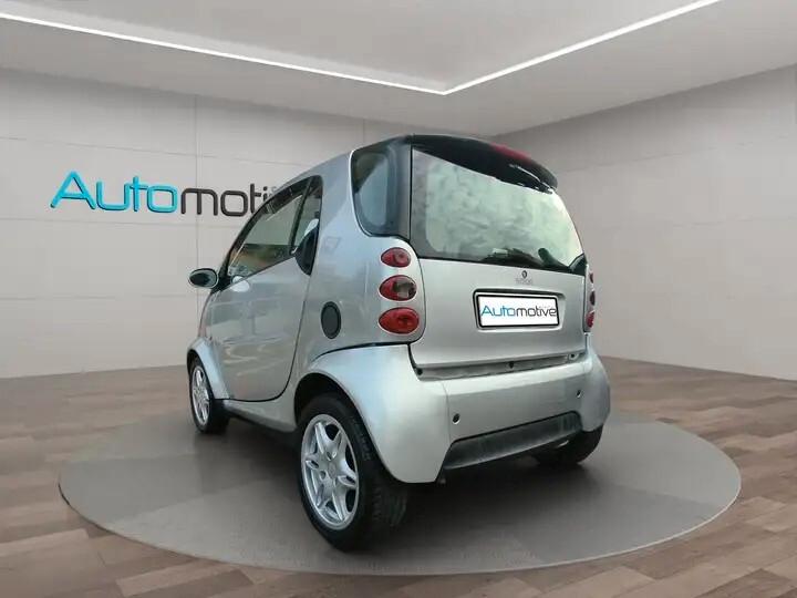 Smart ForTwo 700 coupé passion (45 kW)