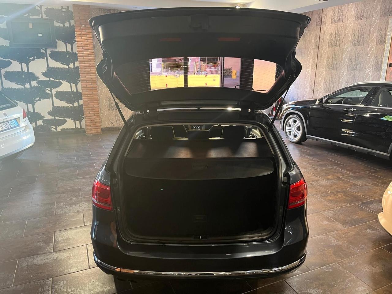 Volkswagen Passat Var. 2.0 TDI Highline BlueM.Tech.