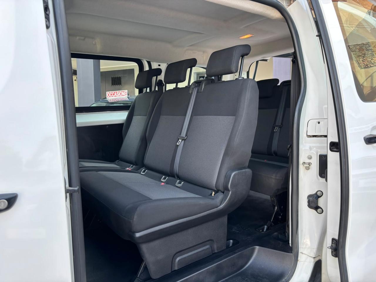 Peugeot Traveller Diesel 120 CV 9 Posti Doppia Porta
