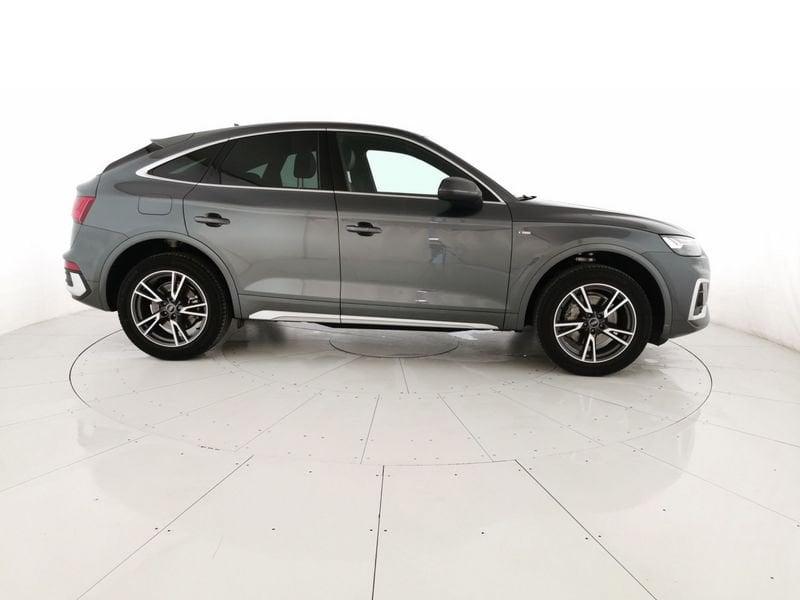 Audi Q5 Sportback 40 2.0 tdi mhev 12V S line quattro s-tronic