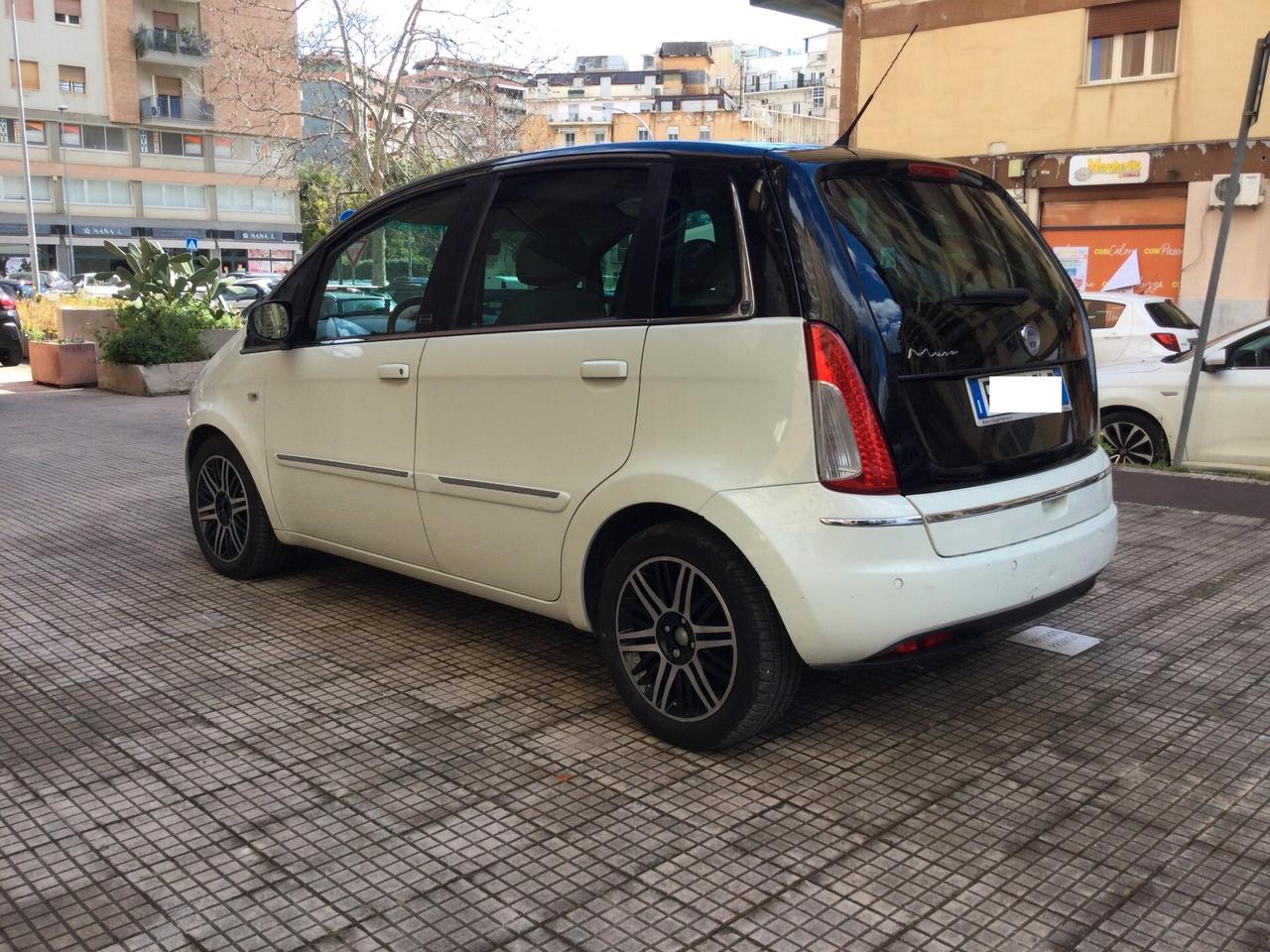 Lancia MUSA 1.3 Mjt 95 CV 5th Avenue