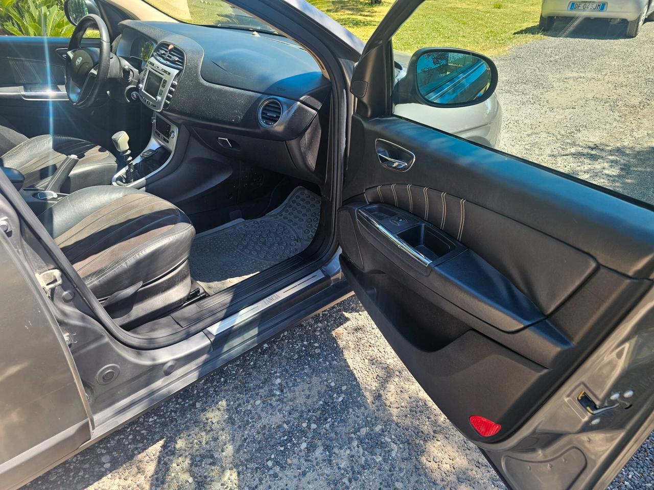 Lancia Delta 1.6 MJT CAMBIO MANUALE OTTIME CONDIZIONI
