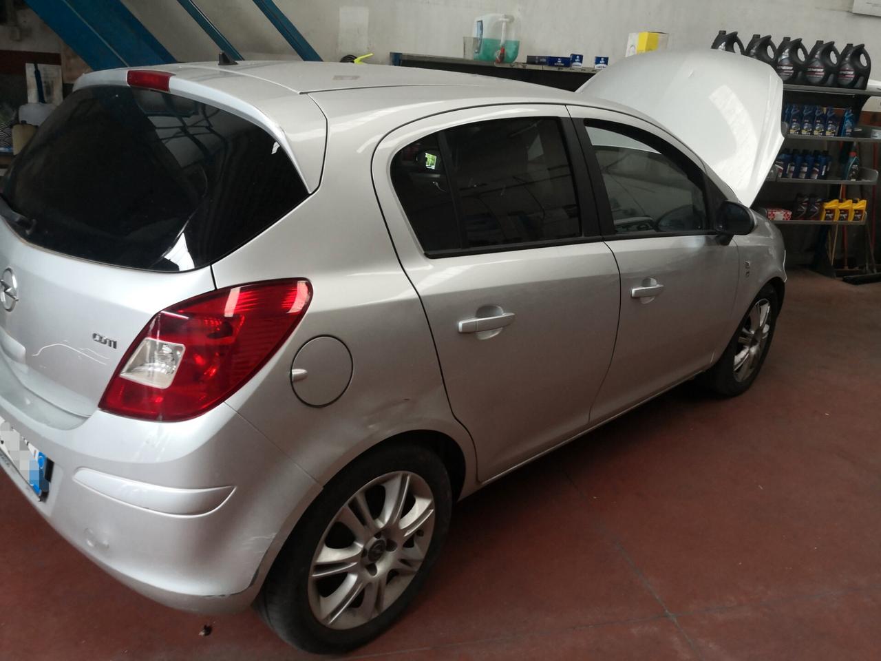 Opel Corsa 1.3 CDTI motore con problemi