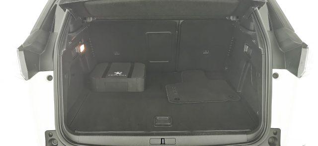 PEUGEOT 3008 Hybrid4 300 e-EAT8 Allure Pack