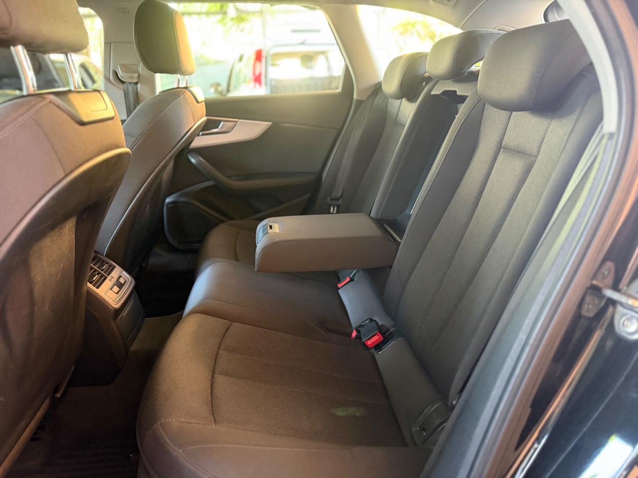 Audi A4 Avant 2.0 TDI 150 CV Business Sport