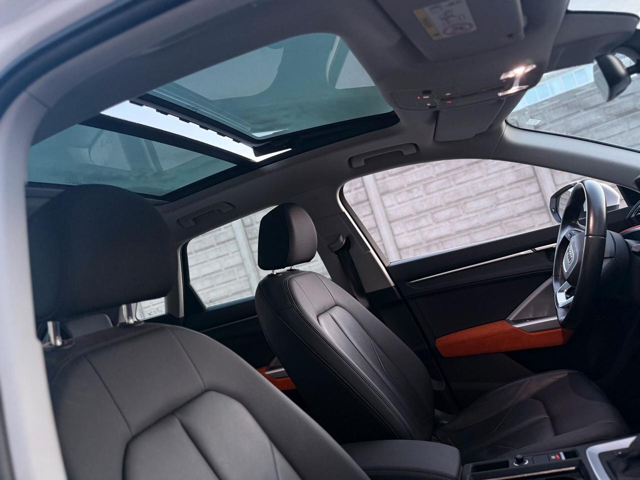 Audi Q3 35 TDI quattro S tronic/TETTO/PELLE/FULL