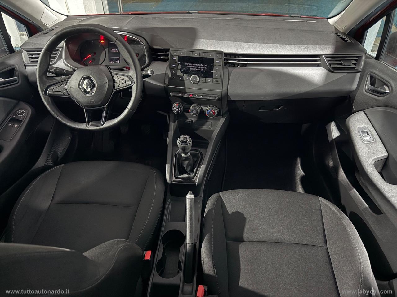 RENAULT Clio dCi 8V 90CV 5p. Moschino Life