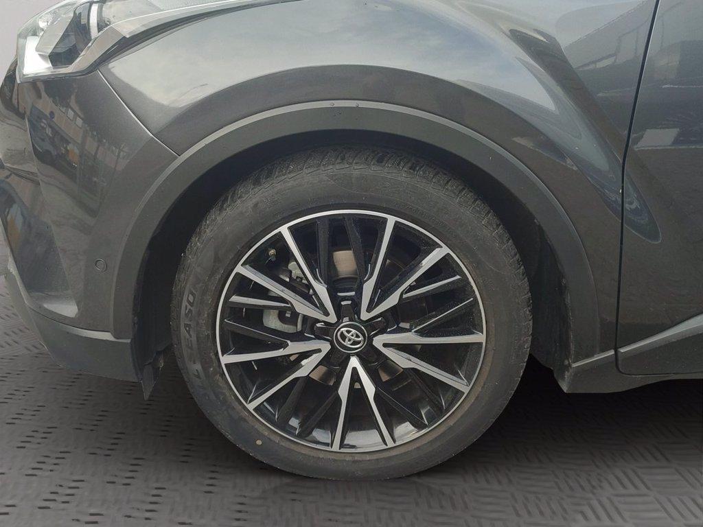 TOYOTA C-hr 1.8h lounge 2wd e-cvt del 2017