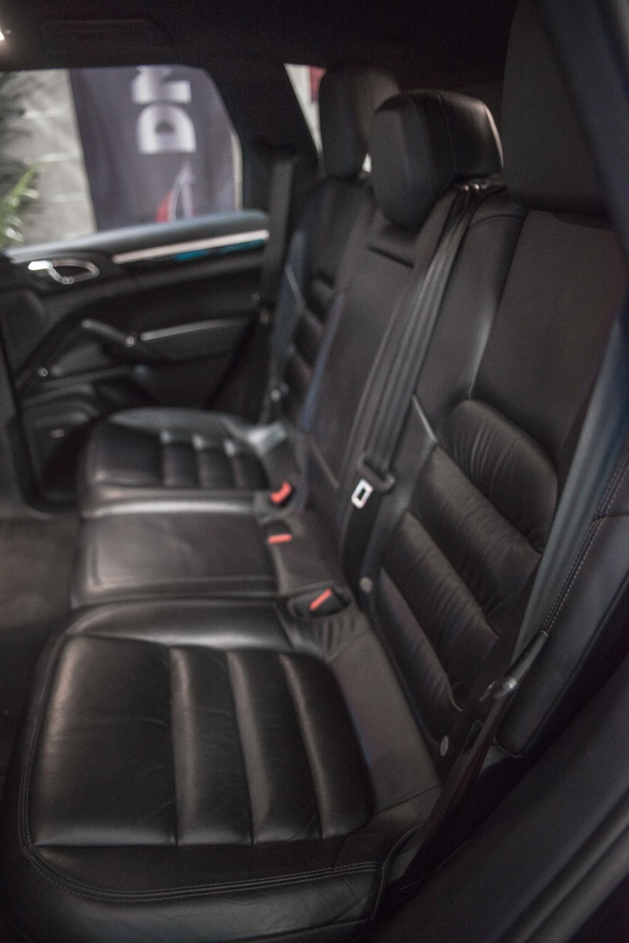 PORSCHE CAYENNE 3.0 V6 TDI 245CV TIPTRONIC CERCHI 21 NAVI PELLE TOTALE