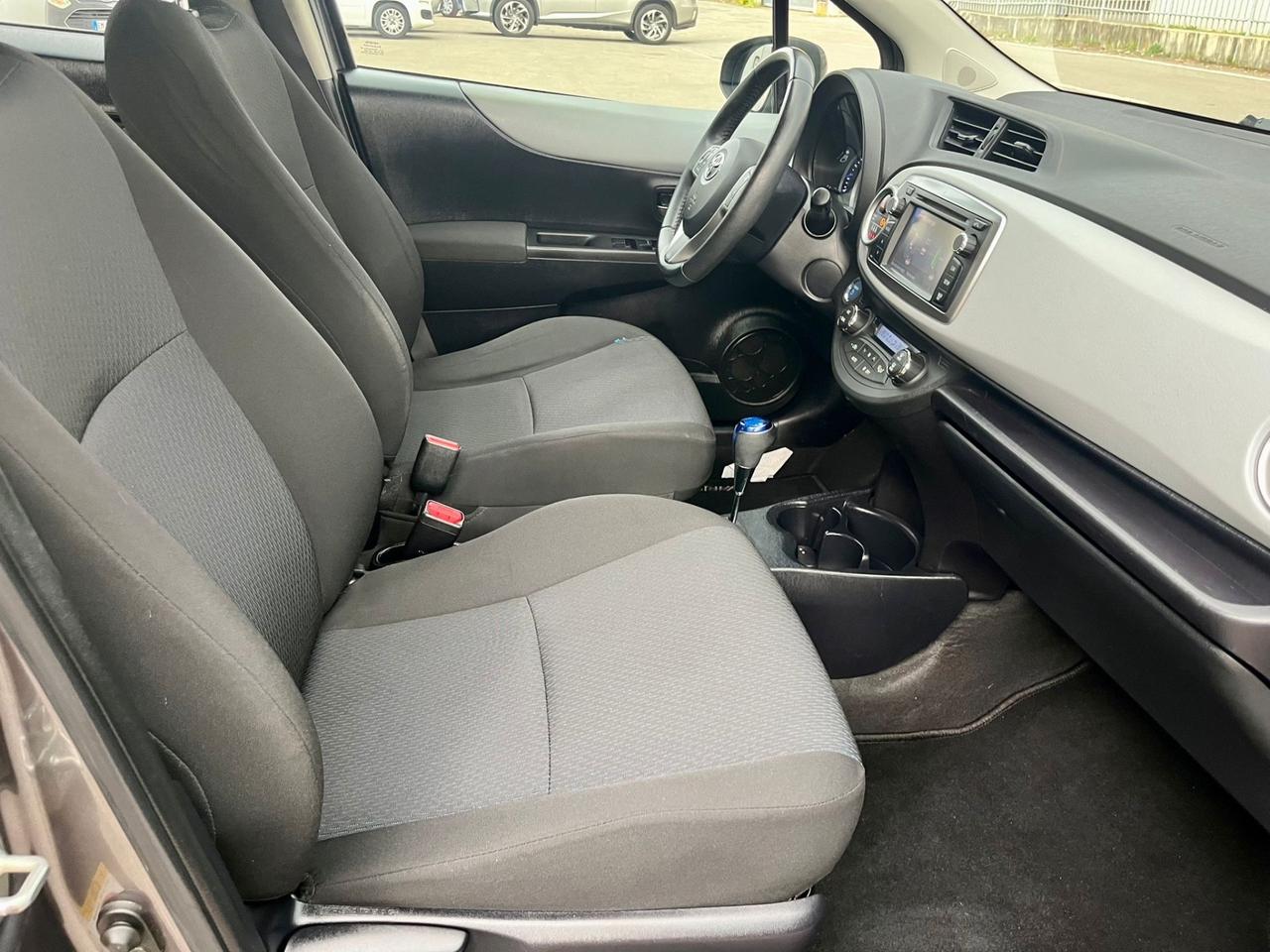 Toyota Yaris 1.5 Hybrid 2014 131.000km perfetta