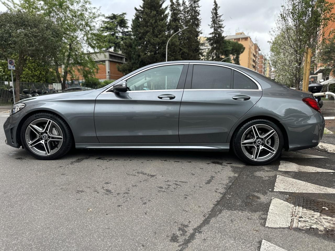 Mercedes C220 194cv Premium AMG Auto Led Matrix