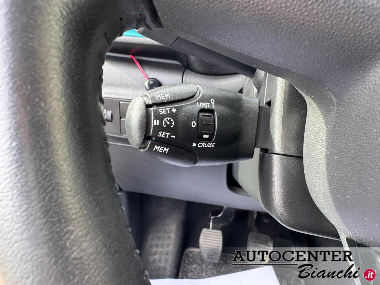 Citroen C3 1.2 puretech Shine s&s 83cv neopatentati