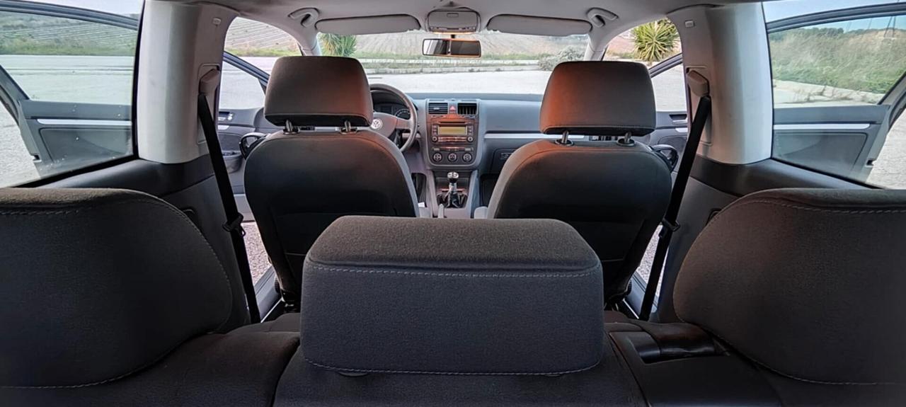 Volkswagen Golf 2.0 16V TDI 3p. Sportline