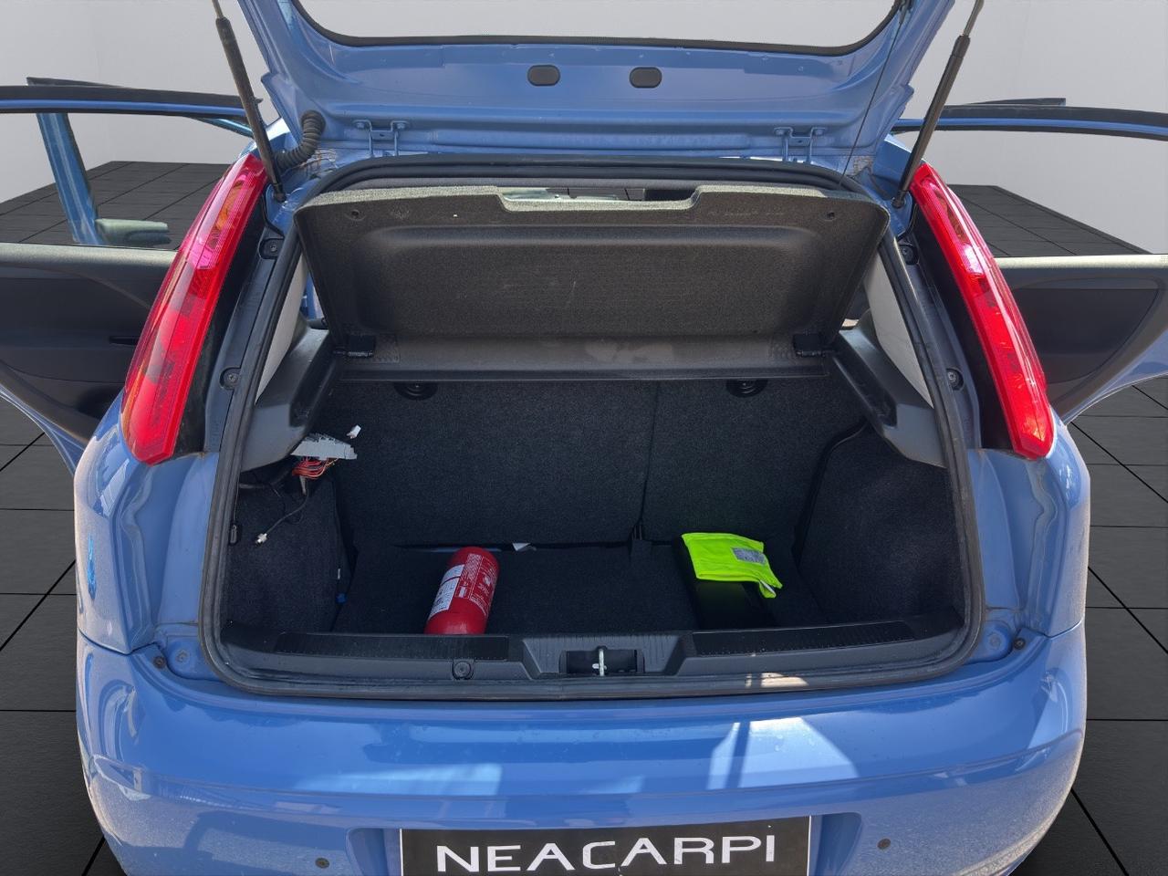 Fiat Punto 5 Porte 1.3 MJT 95 CV STREET-CRUISE-SENSORI-X NEOPATENTATI