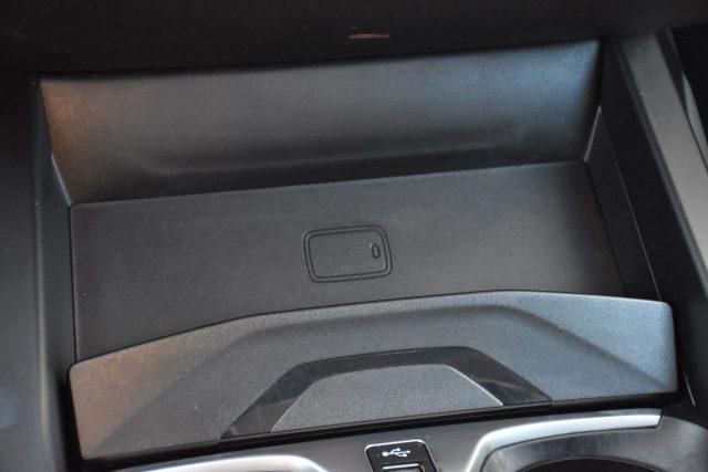 BMW 116 d 5p. Business Advantage *NAVIGATORE, PELLE, LED*