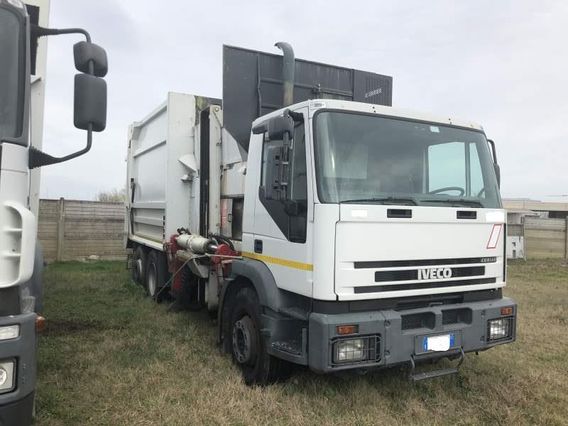 Iveco EurocTech 260 E31--E3-75 3 Assi 2002