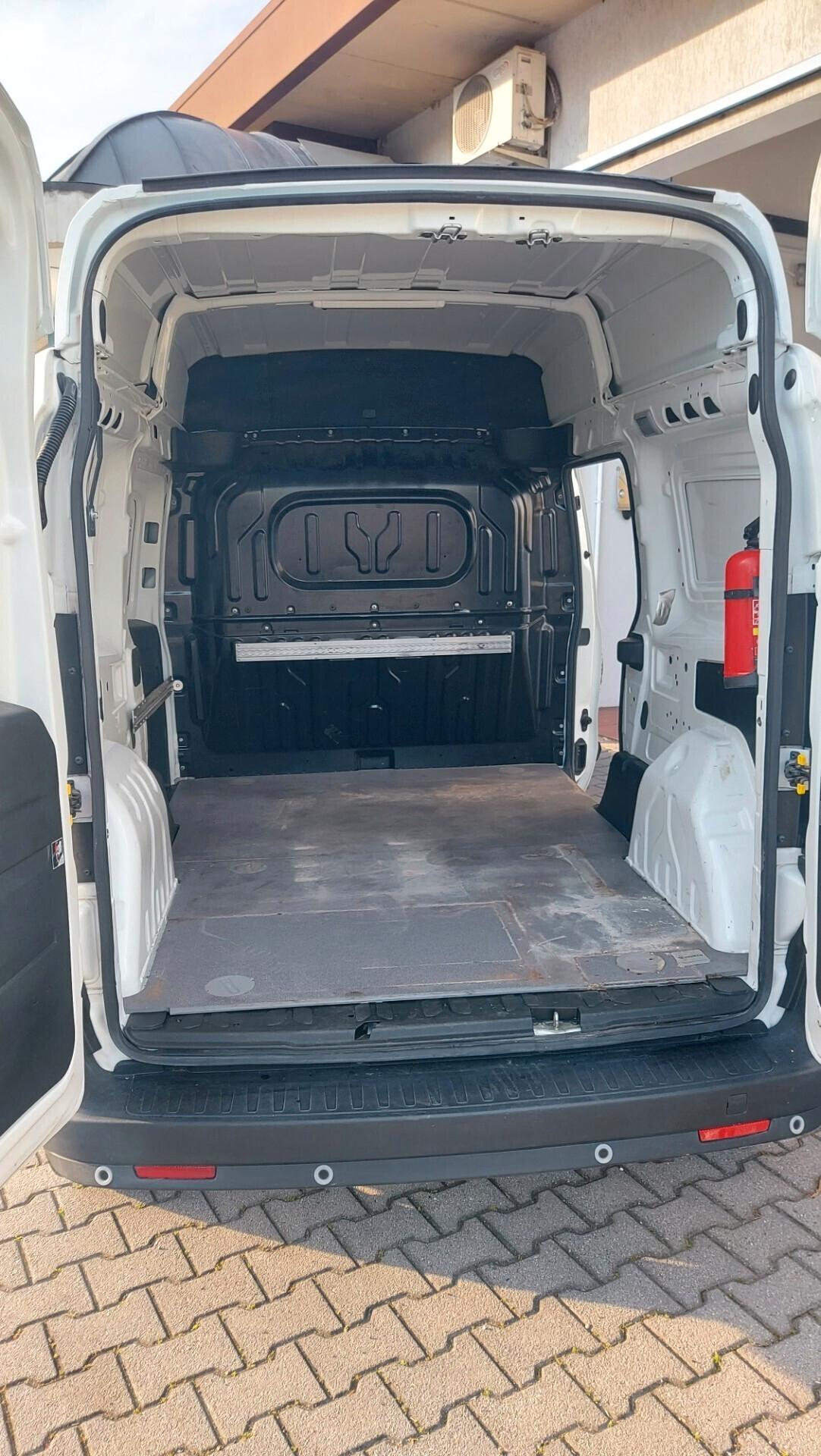 Fiat Doblò Maxi XL- Tetto Alto