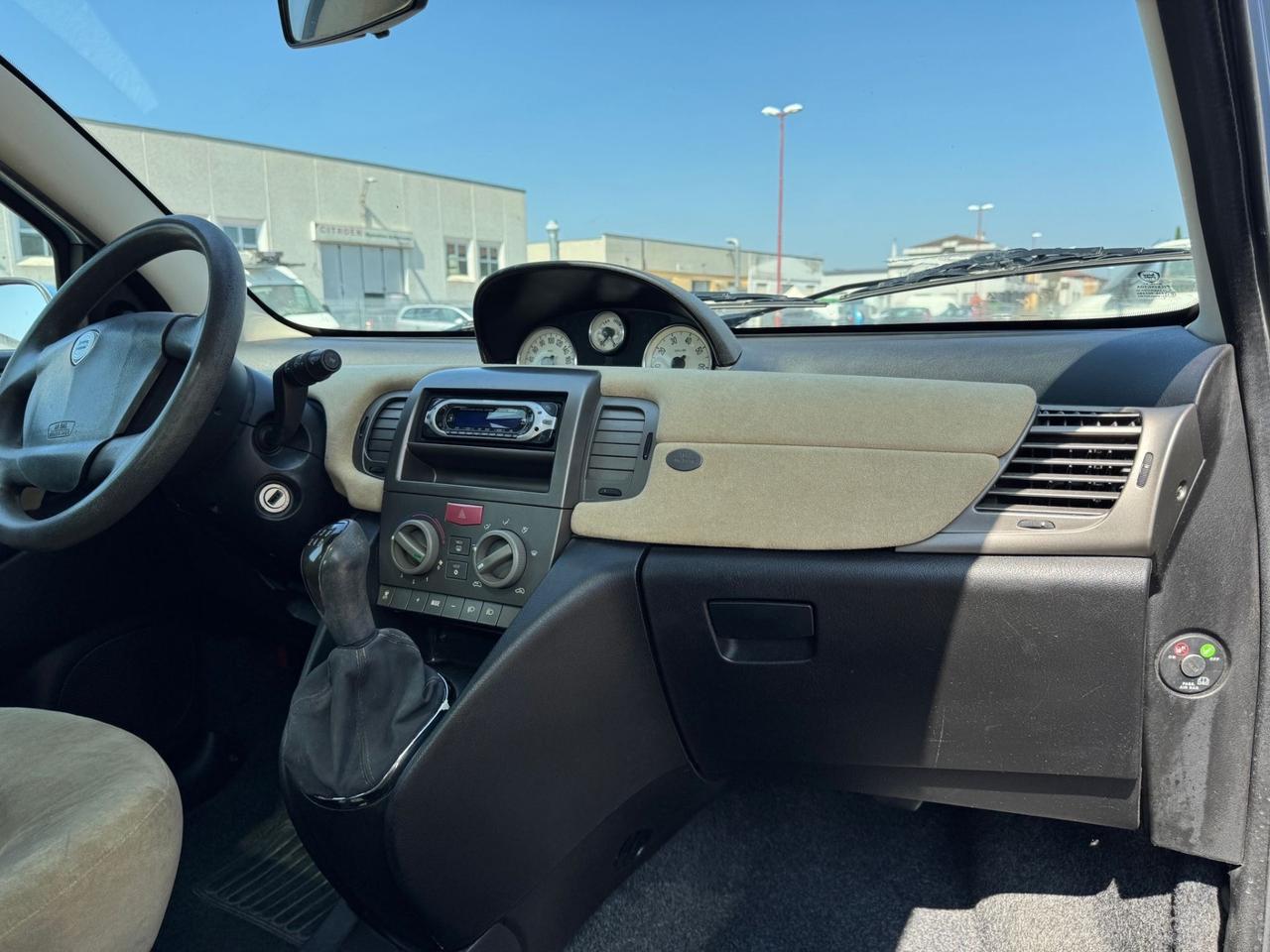 Lancia Ypsilon 1.3 Multijet 16V Platino