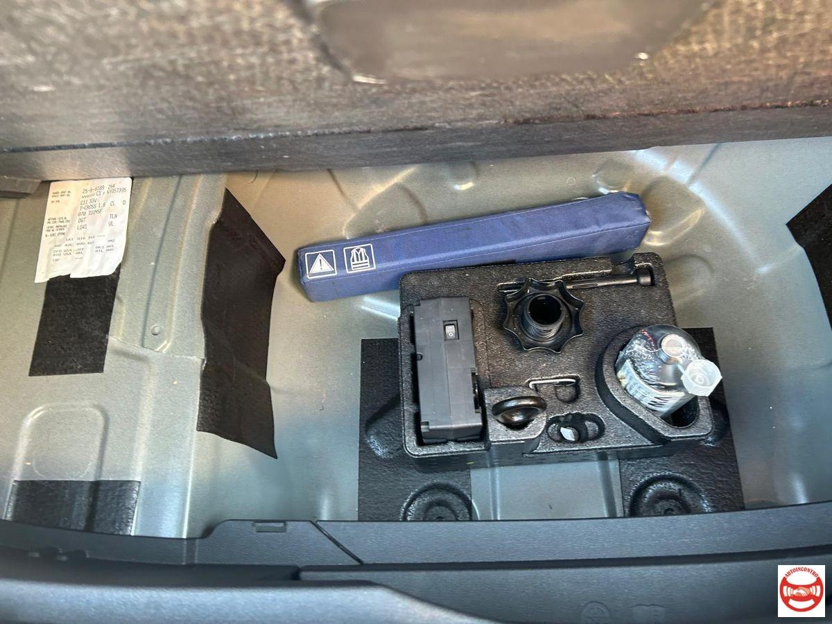 VOLKSWAGEN - T-Cross 1.6 tdi Style 95cv