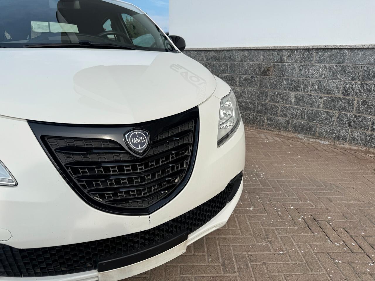 Lancia Ypsilon 1.2 69 CV 5 porte GPL Ecochic Gold