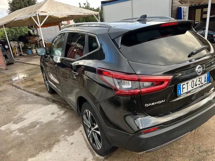 Nissan Qashqai 1.3 DIG-T 140 CV Tekna+
