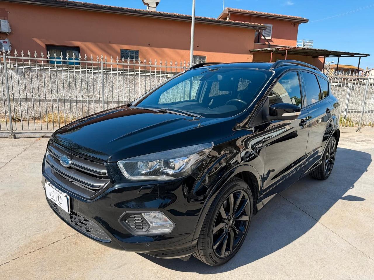 Ford Kuga 1.5 TDCI 120 CV S&S 2WD ST-Line