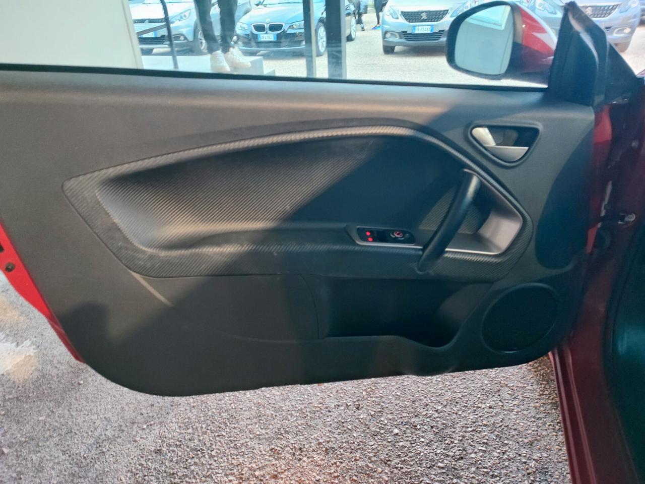 Alfa Romeo MiTo 1.3 JTDm-2 95 CV S&S Distinctive Sport Pack