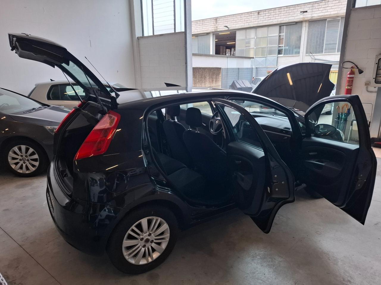 Fiat Grande Punto 1.3 MJT 75 CV 5 porte