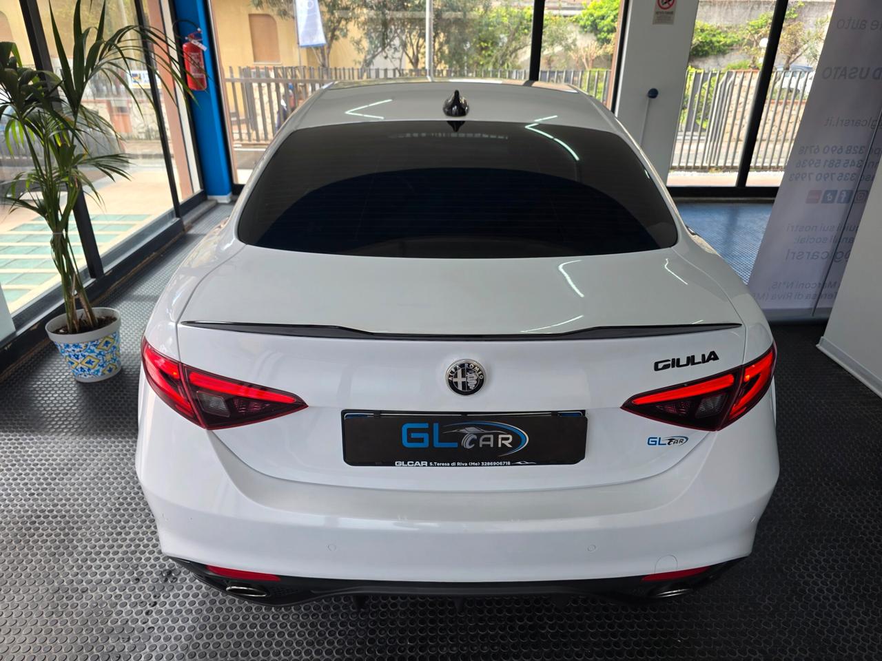 Alfa Romeo Giulia 2.2jtdm AT8 2017 99000km
