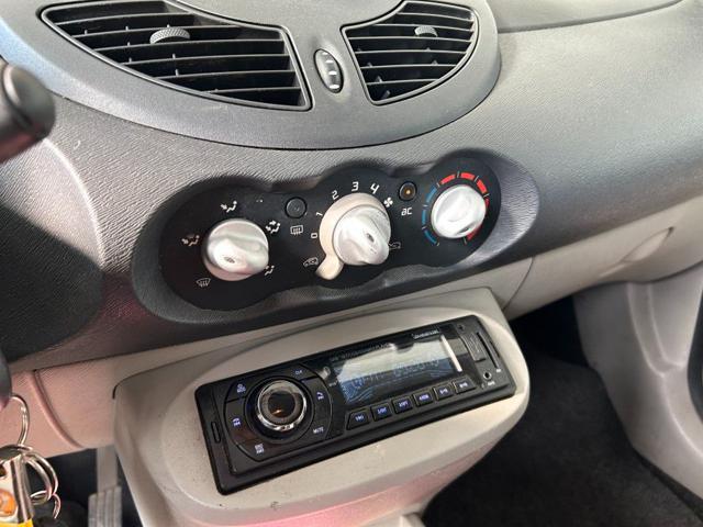 RENAULT Twingo 1.2 8V *OK NEOPATENTATI* *FINANZIABILE*