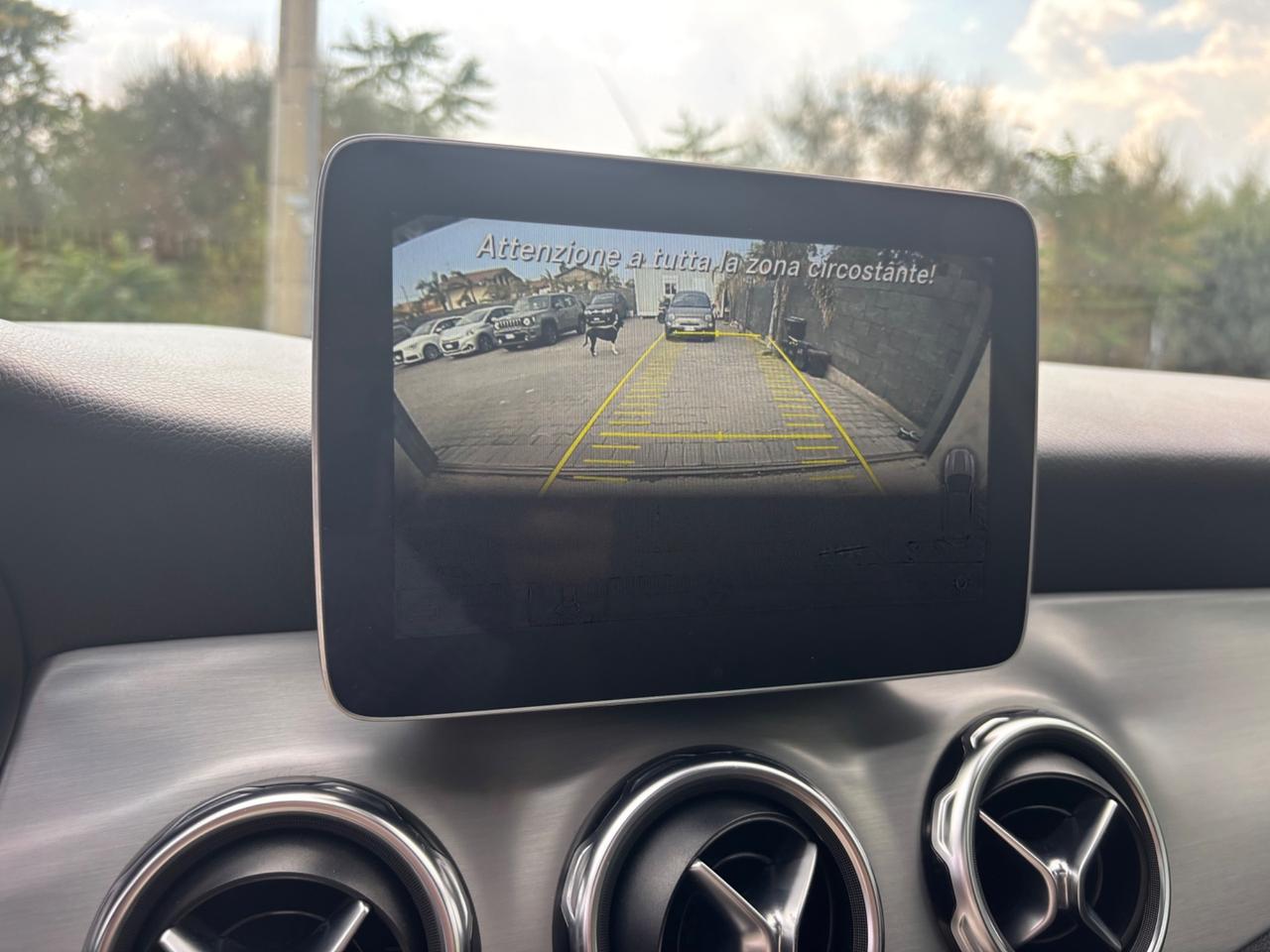 Mercedes-benz GLA 200 d Automatic Premium-2019