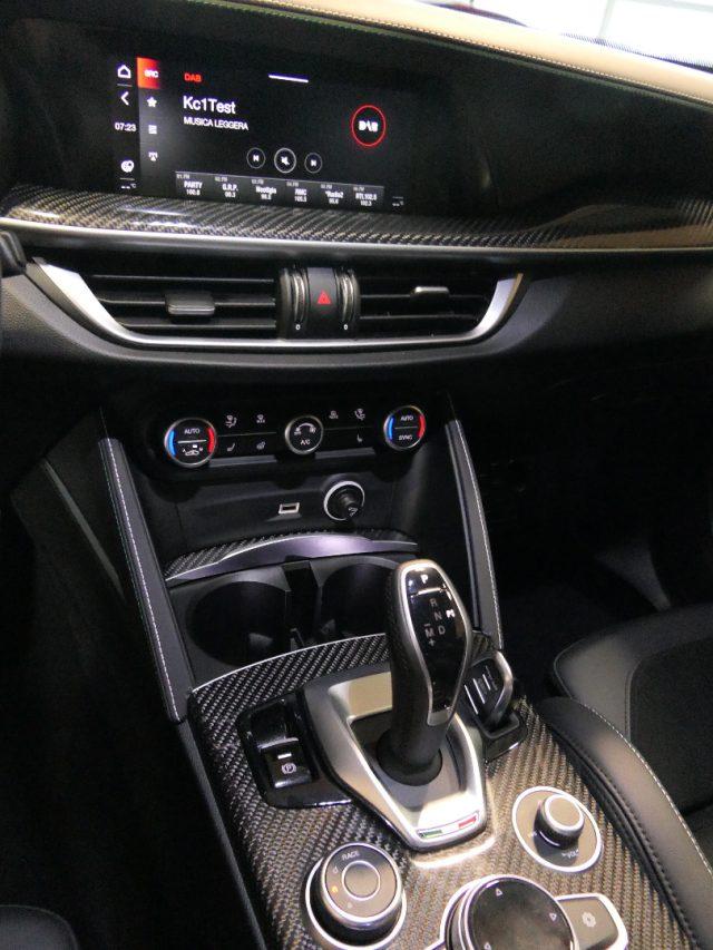 ALFA ROMEO Stelvio 2.9 Bi-Turbo V6 510 CV QV CARBO-AKRAPOVIC