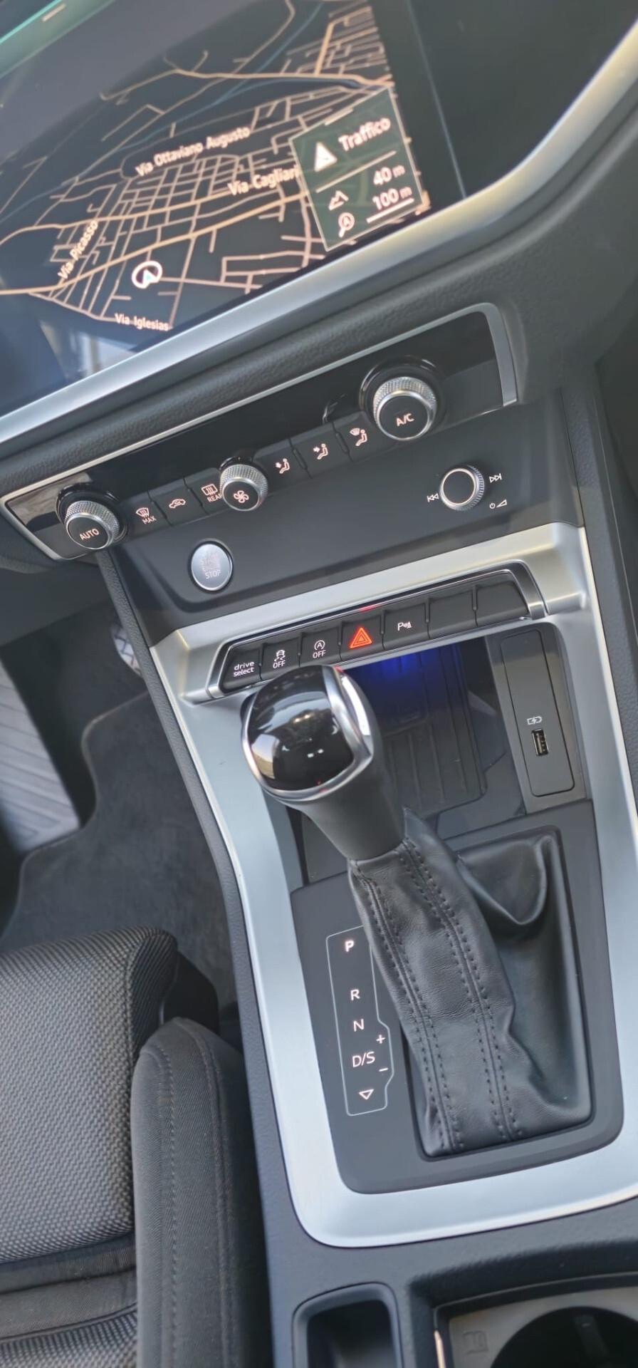 Audi Q3 35 TDI S tronic line edition