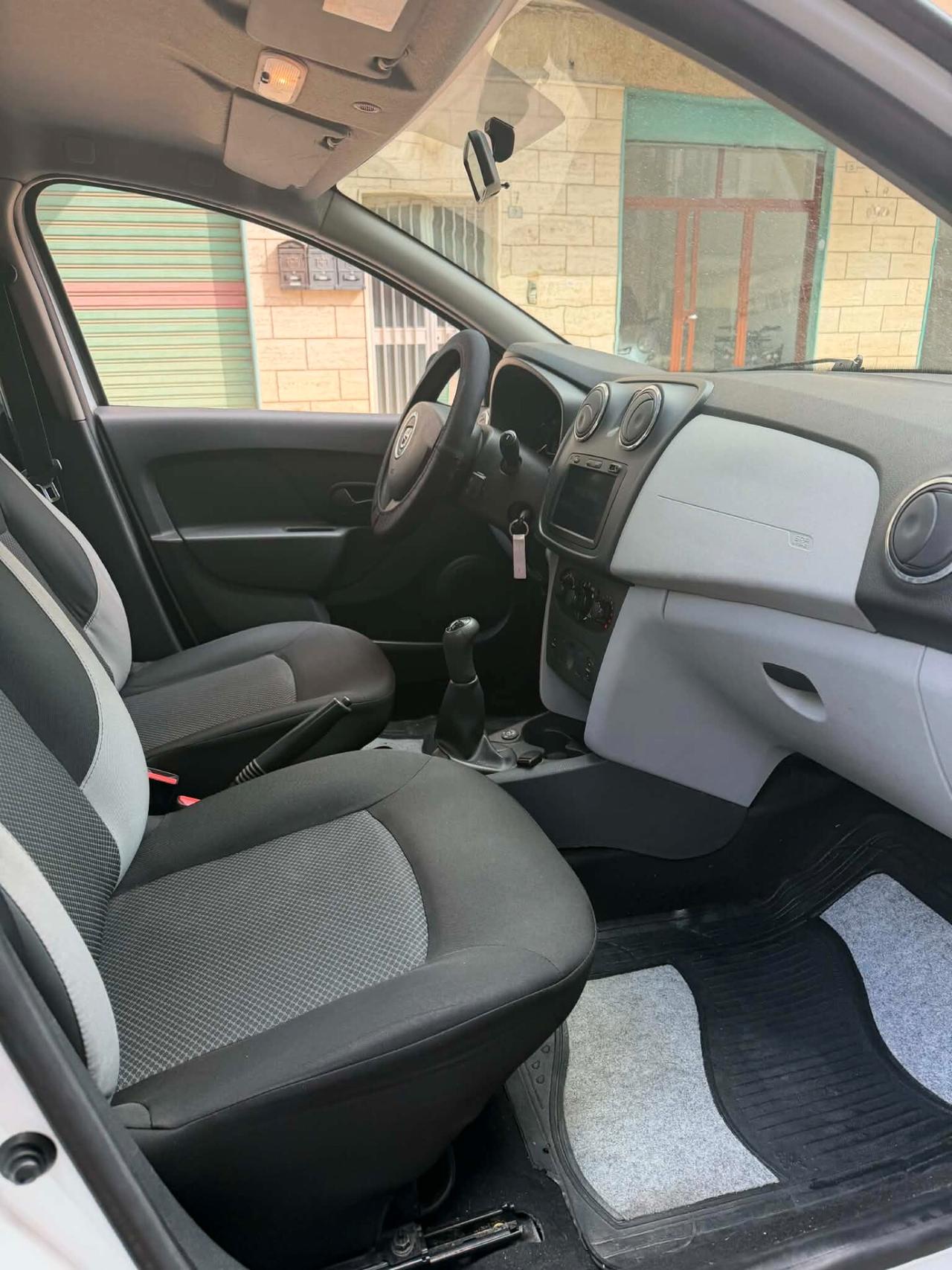 Dacia Sandero 1.2 GPL 75CV Lauréate