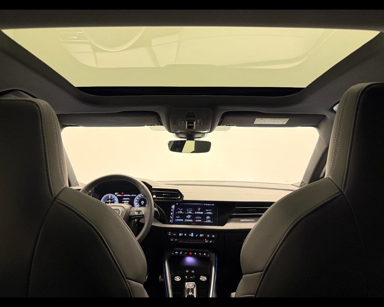 AUDI A3 SPORTBACK 45 TFSIe S-TRONIC S LINE EDITION