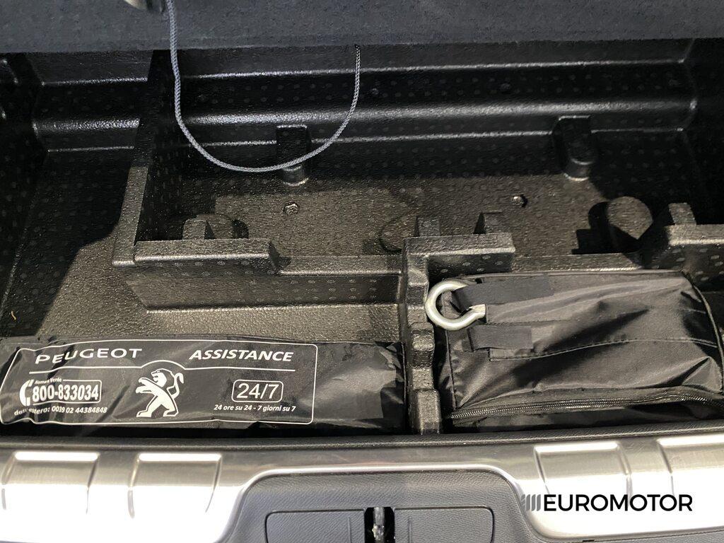 Peugeot 408 1.6 HYBRID GT e-EAT8