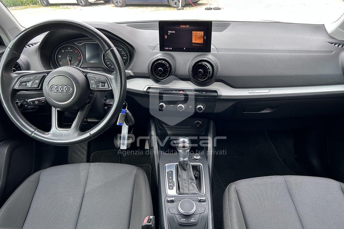 AUDI Q2 30 TDI S tronic Business