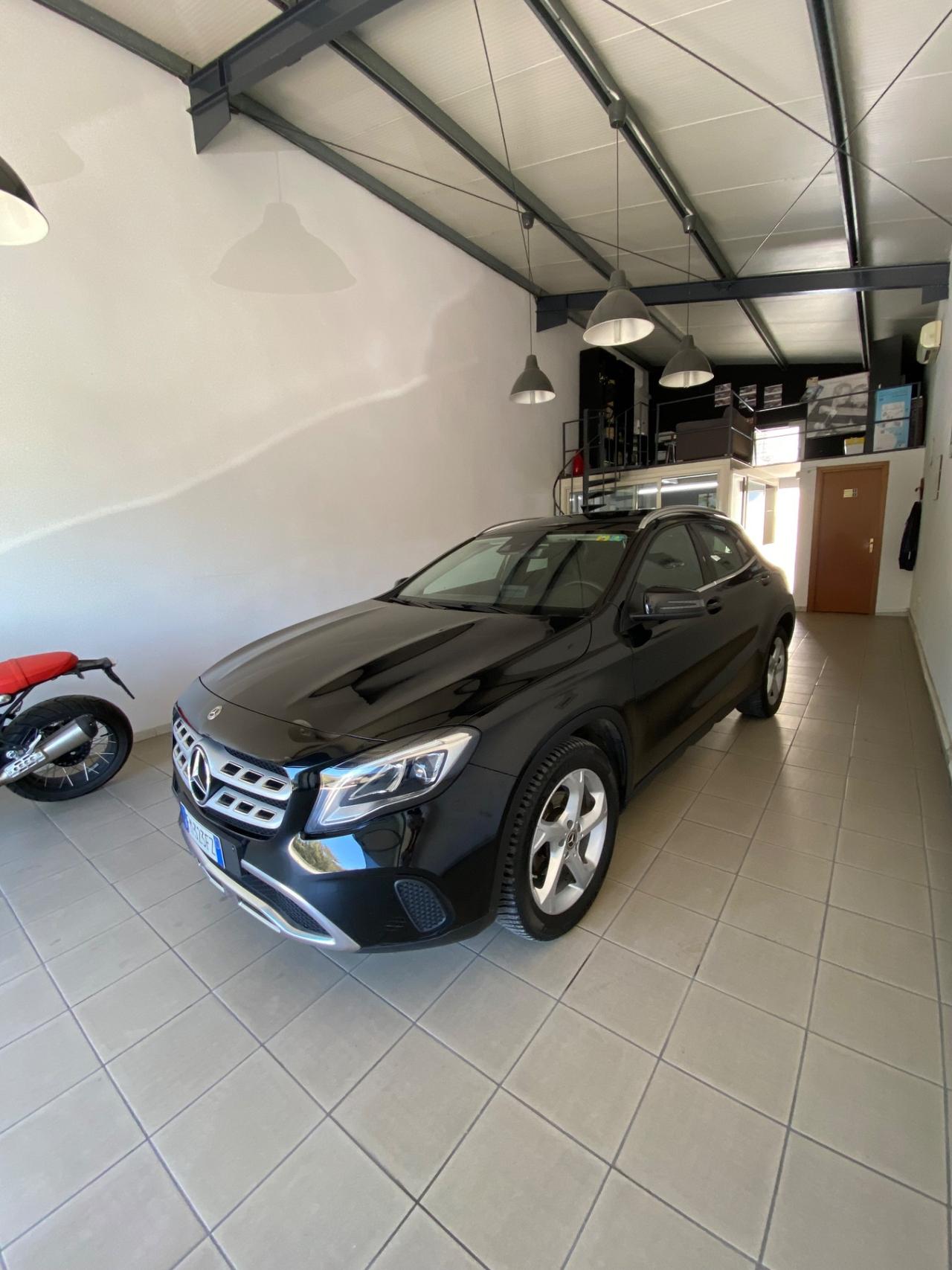 Mercedes-benz GLA 200 d Sport