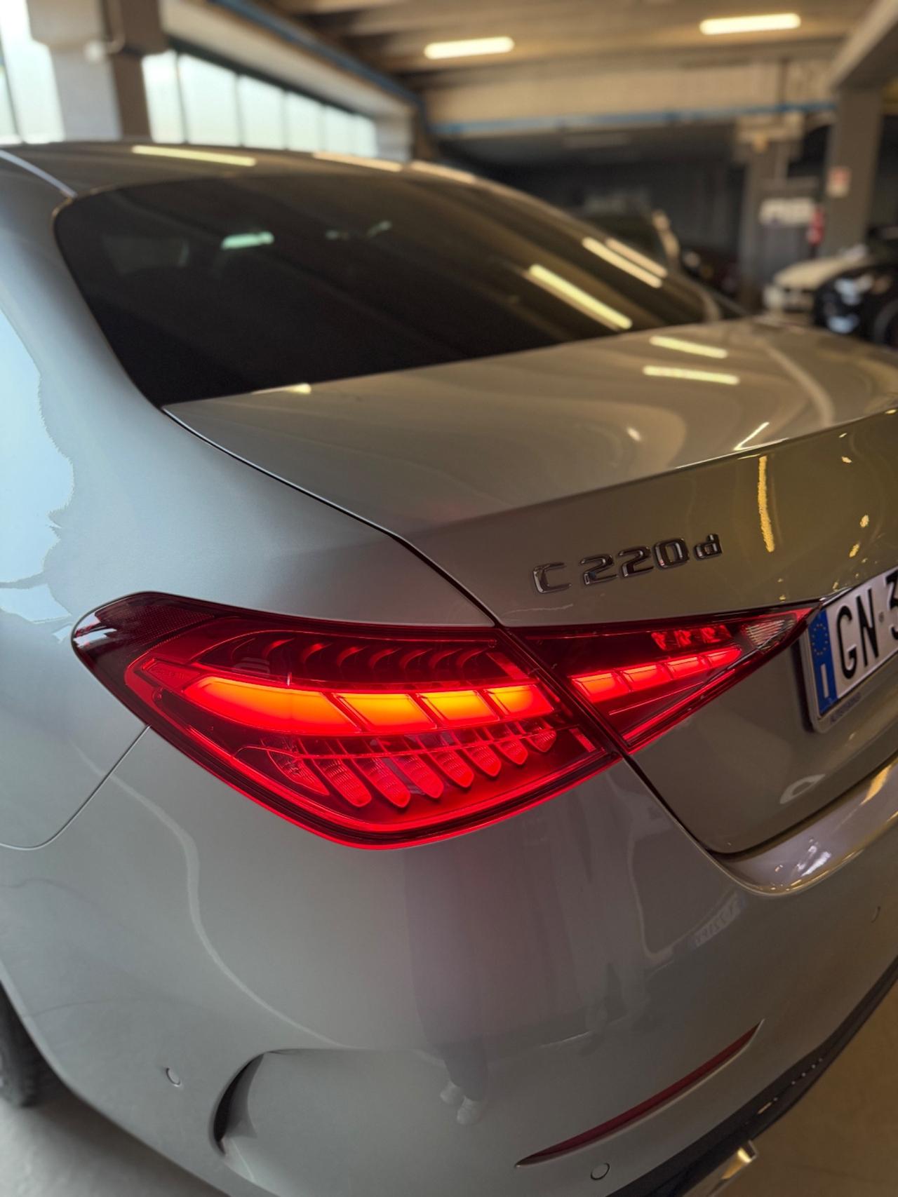 Mercedes-benz C 220d MHEV 4MATIC PREMIUM FULLOPT