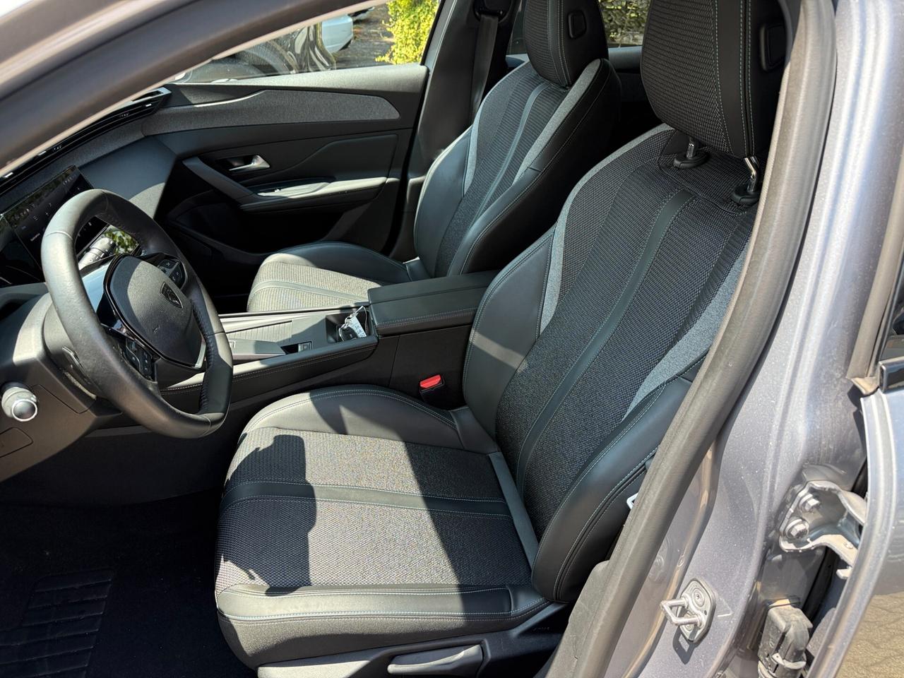 Peugeot 308 BlueHDi 130 S&S EAT8 SW Allure